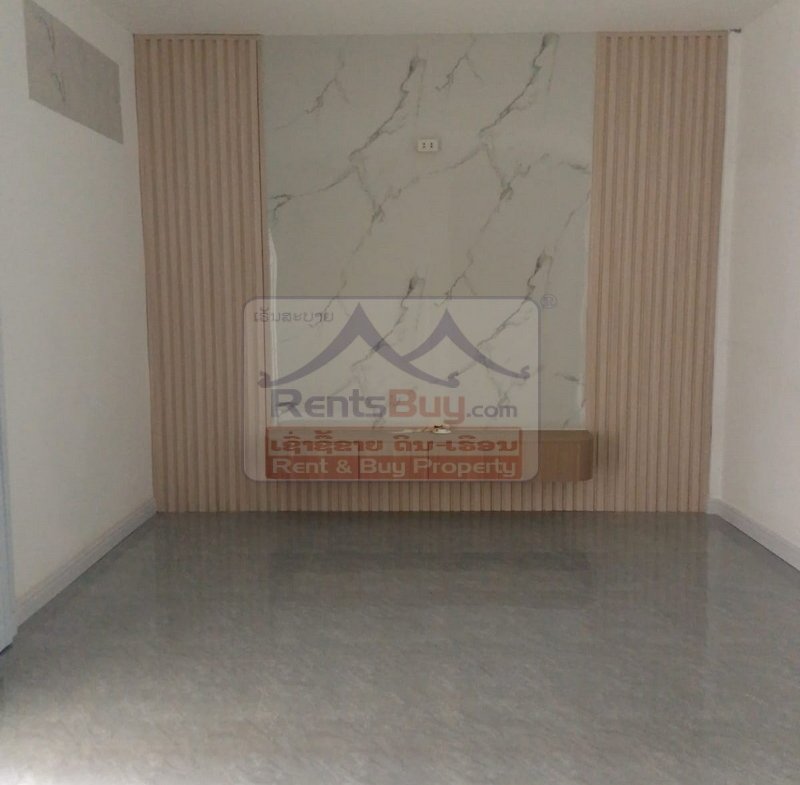 800