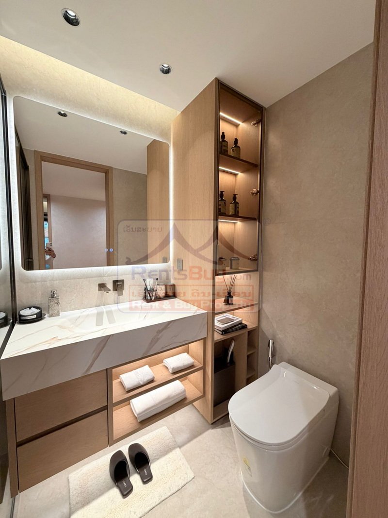 Condoforsale31 7041-Premium Smart AI High-Rise Condominium with 5-Star Amenities – Opposite Parkson Lao