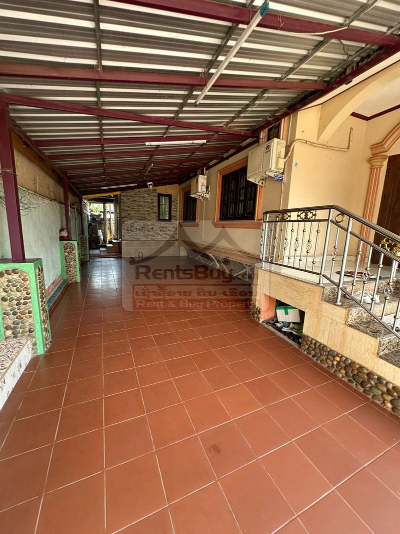 houseforrent03 7012-Comfortable 4-Bedroom Fully Furnished House with Parking – Near That Luang Lake