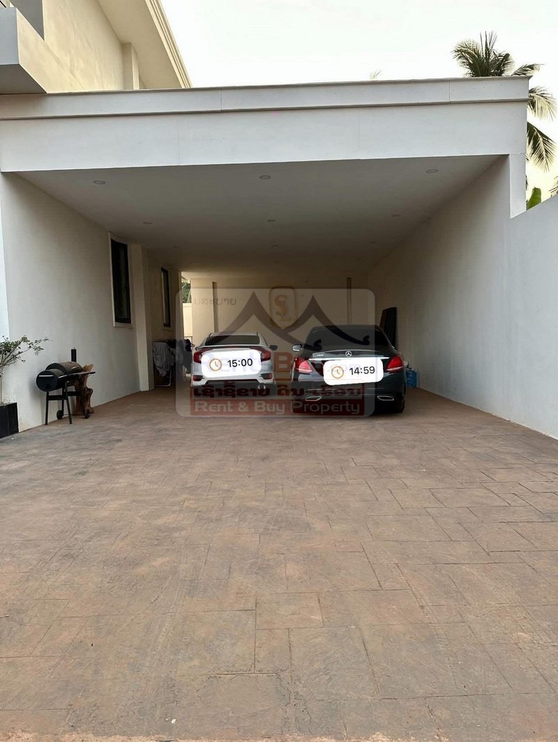 7005-Luxury 4-Bedroom Fully Furnished Family Home for Rent Near National Convention Center, Vientiane