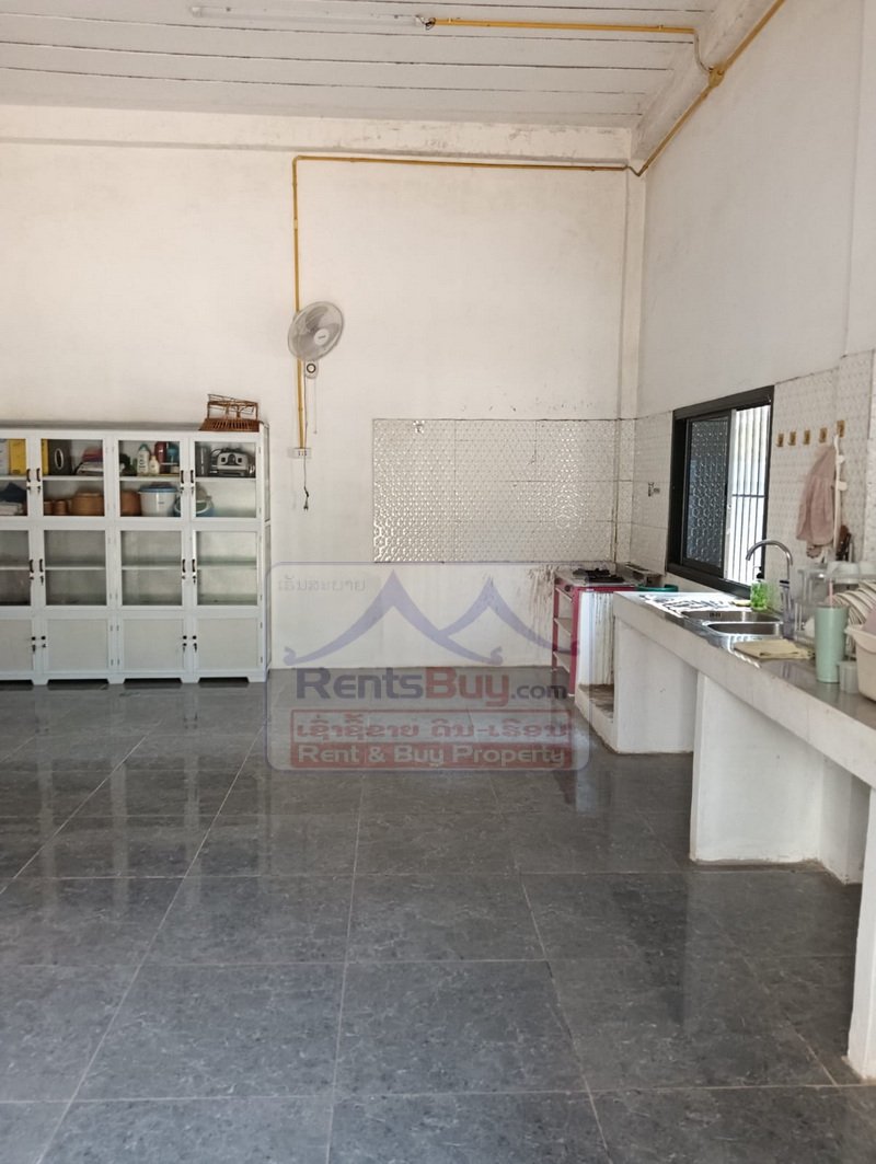 6984-Spacious Family House with Rooftop Terrace Sikhottabong District, Vientiane Capital