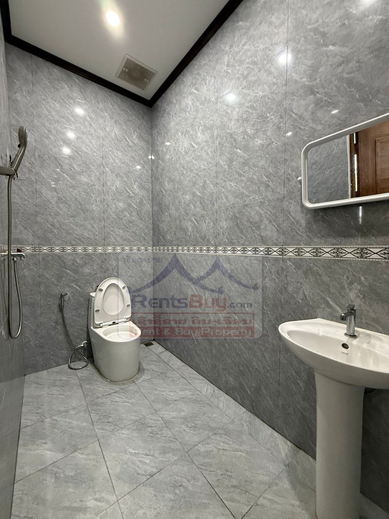 houseforrent12 7031-Executive 4-Bedroom Fully Furnished Home for Rent Near Patuxai – Vientiane