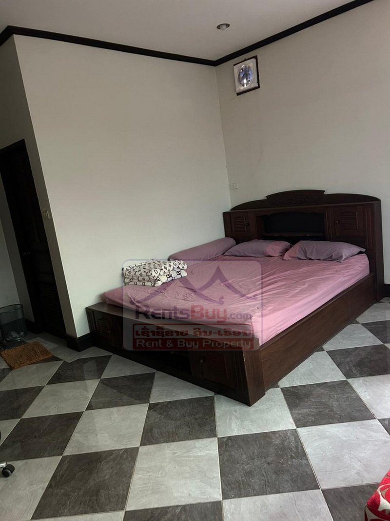 7057-Spacious Fully Furnished Compound for Rent in Hadxayfong District | 7 Bedrooms | 2 Houses | Ideal for Family or Staff Accommodation