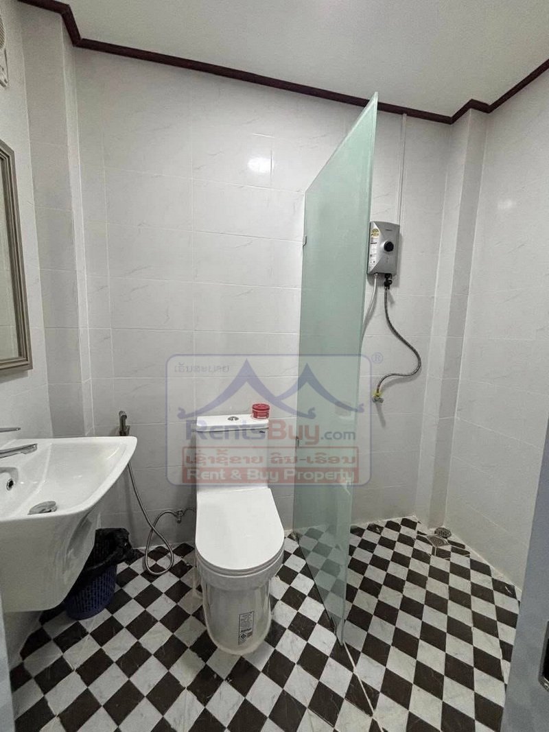 7060-Elegant Fully Furnished 4-Bedroom Lao-Style Villa for Rent Near Australian Embassy & International Schools, Vientiane Capital