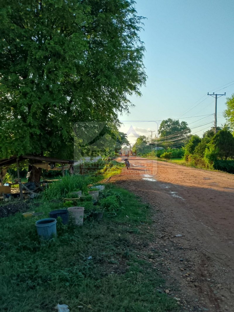7027-Prime Development Land for Sale in Hadsaifong District, Vientiane Capital – 4,485 Sqm at an Exceptional Value