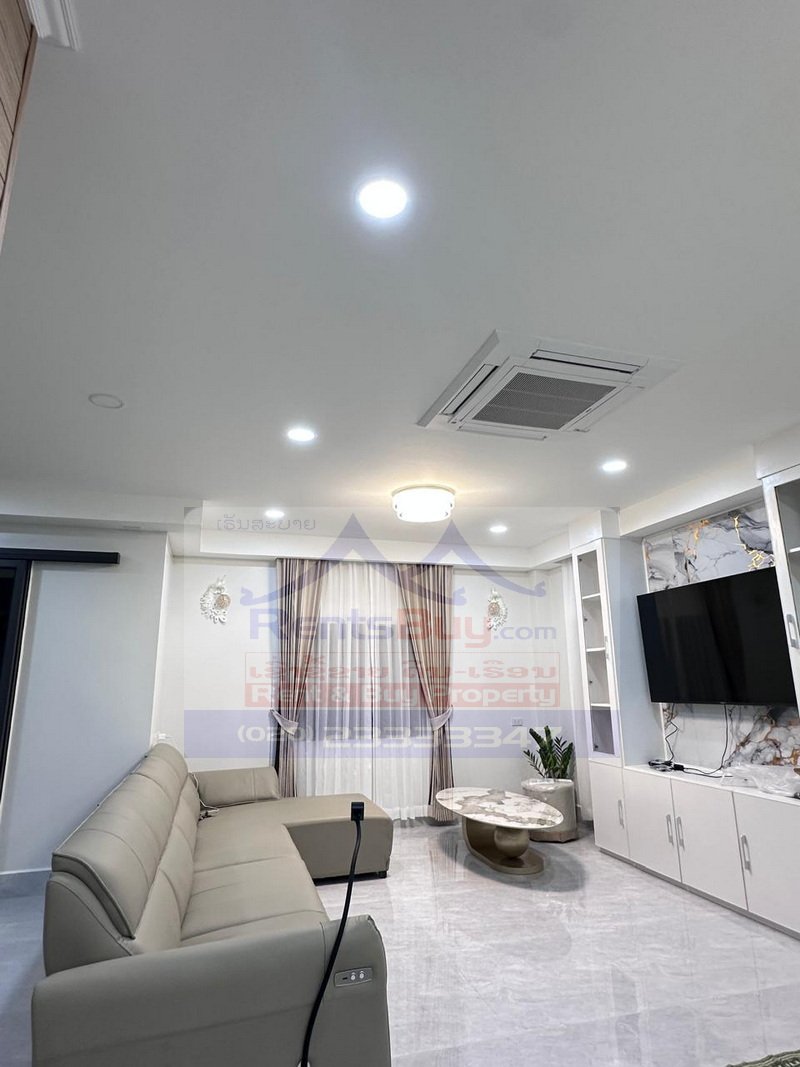 7114-Elegant 4-Bedroom Villa for Rent or Sale Near Embassies and International Schools in Vientiane Capital