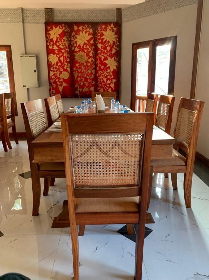 7107-Prime Restaurant, Café & Boutique Hospitality Business for Lease Near the Royal Palace, Luang Prabang, Laos