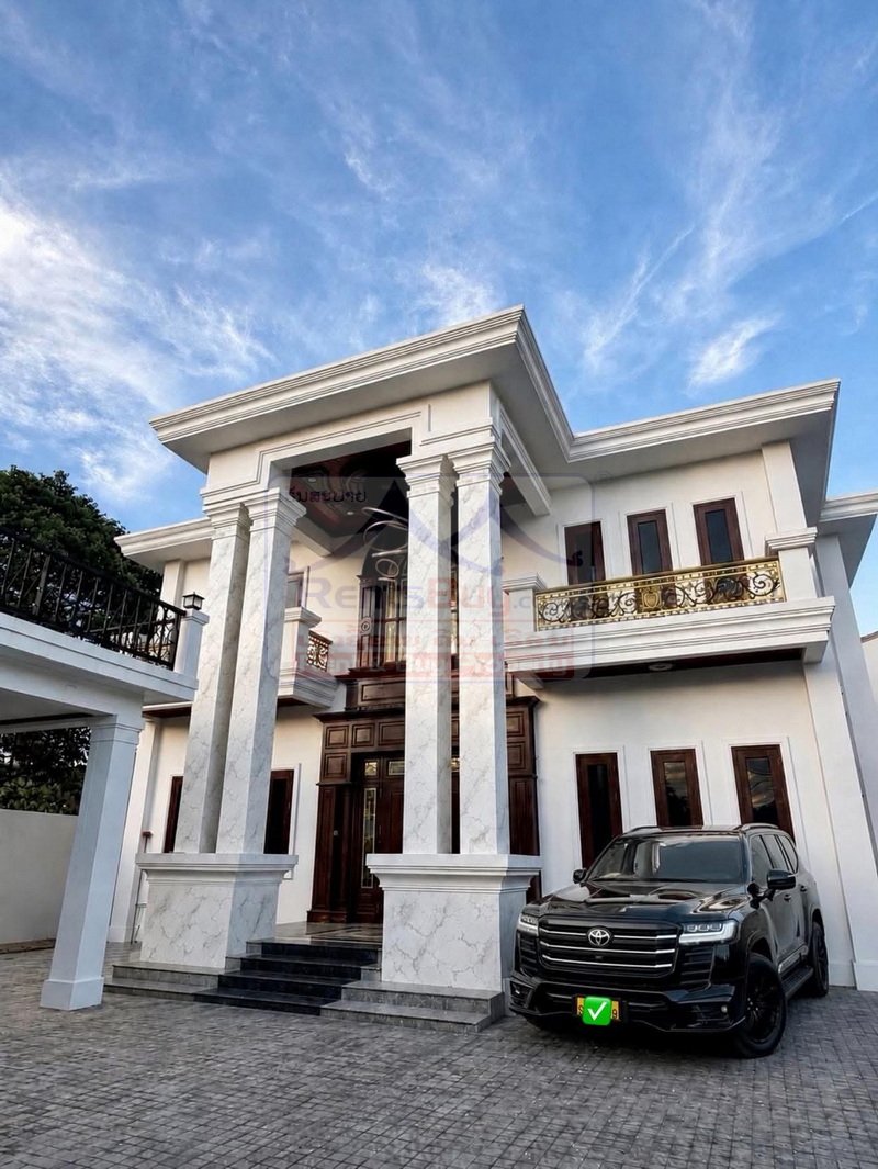 houseforrent01 7089-Spacious 5-Bedroom Executive Home for Rent Near Huay Hong Market and Lao National University