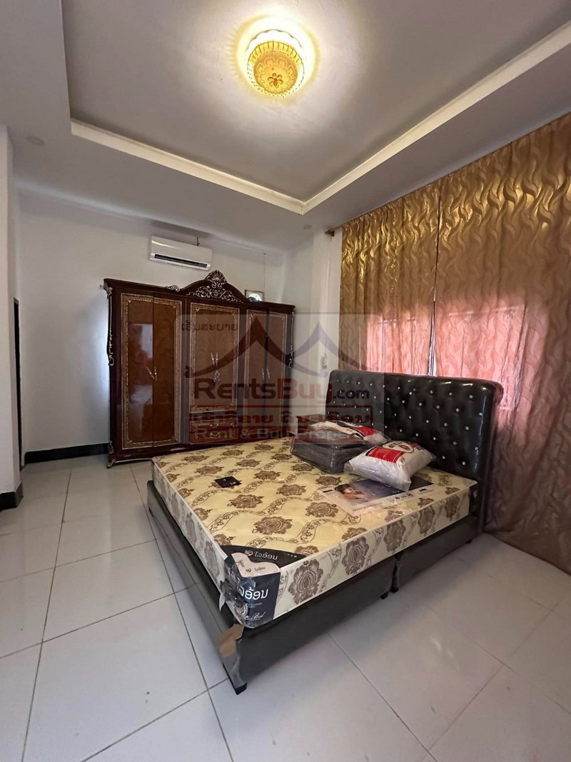 7085-Comfortable 3-Bedroom Rental Villa Near Chinese Market & Sangjiang Market, Nongbouak, Vientiane Capital
