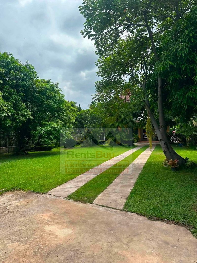 7109-Beautiful Lao Contemporary House for Rent with 1,200 sqm Land, Fully Furnished in Prime Vientiane Location