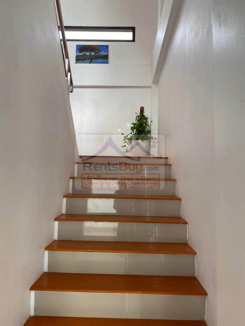 7116-3-Storey Business Building for Rent in Chanthabouly, Vientiane Capital