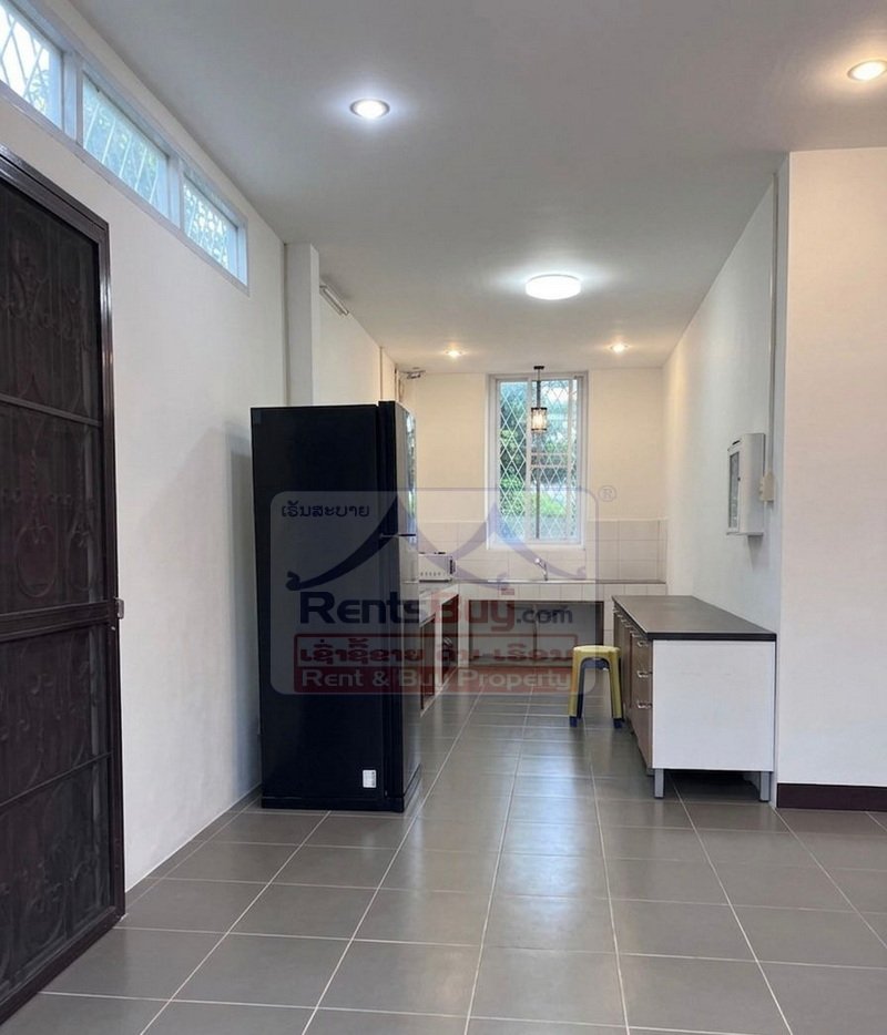 houseforrent05 7113-Traditional Lao-Style Family House for Rent Near 150-Bed Hospital & Local Market, Vientiane Capital | 4 Bedrooms, Home Office, Garden Feel & Secure Parking