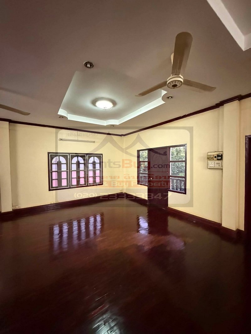 7126-Spacious 4-Bedroom House for Rent Near That Luang Stupa, Xaysettha District, Vientiane Capital