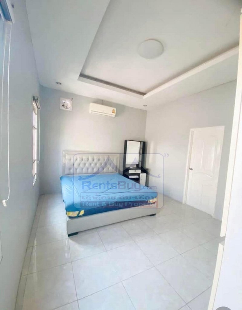 houseforrent06 7068-Affordable 3-Bedroom House for Rent Near Wattay International Airport in Sikhottabong, Vientiane Capital
