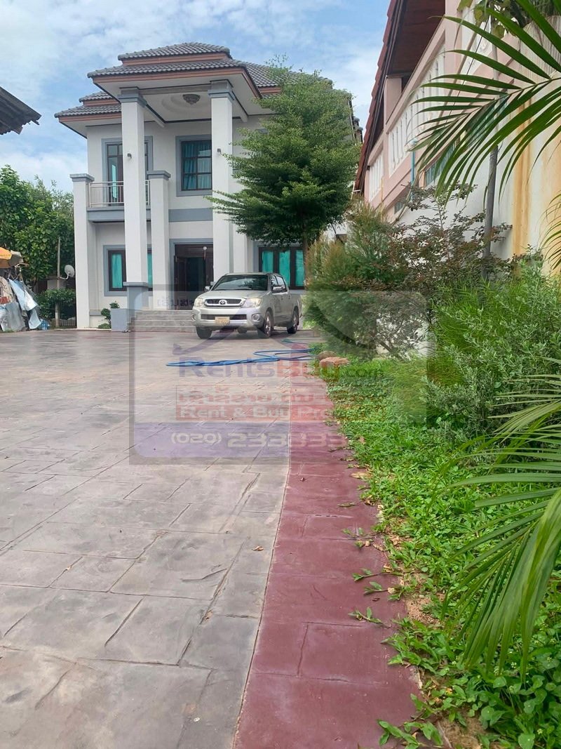 7124-Fully Furnished 5-Bedroom House for Rent Near That Luang Stupa & Patuxai, Vientiane Capital