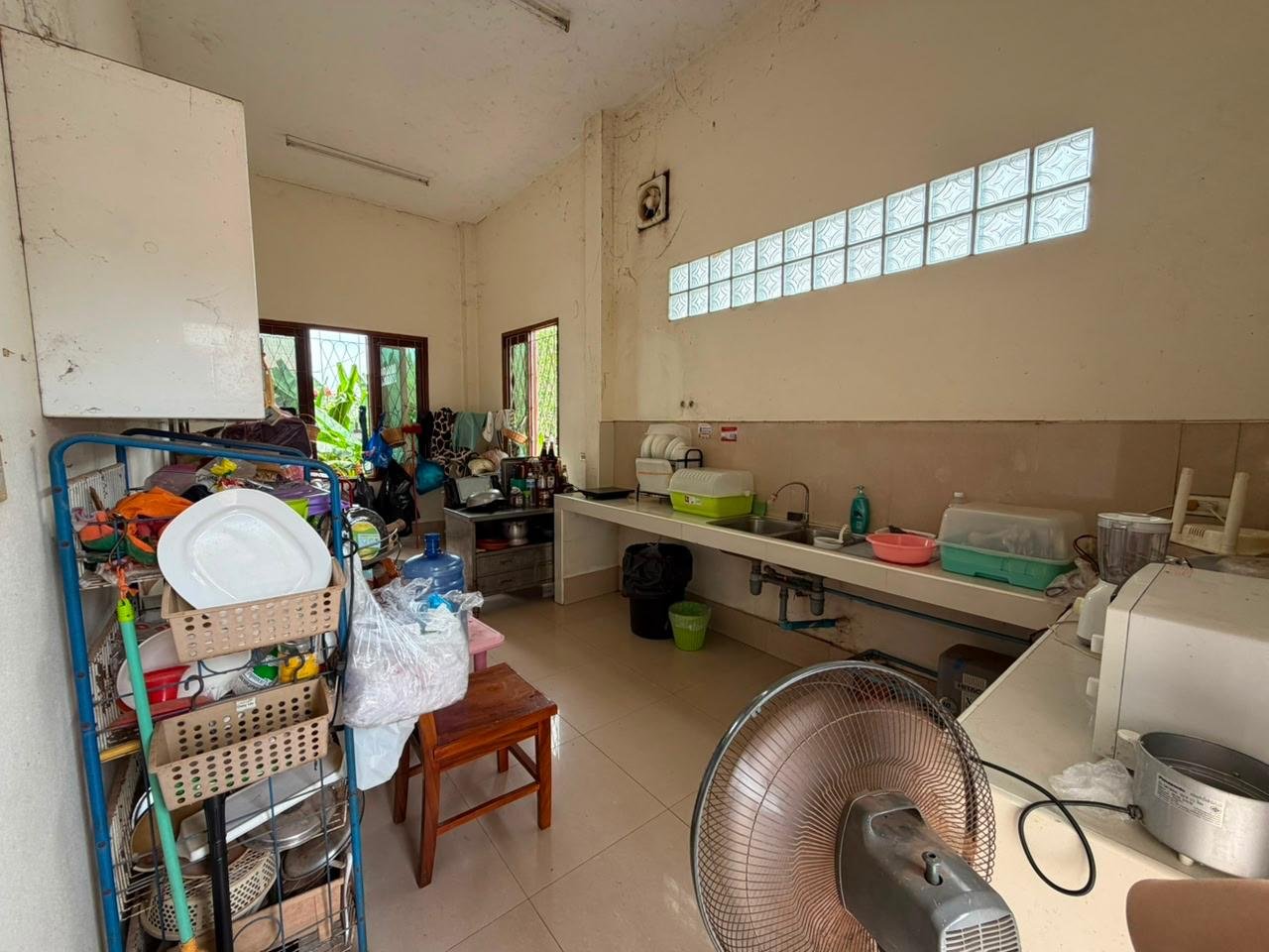 houseforsale09 7118-Spacious 4-Bedroom Family House for Sale Near the Lao–Thai Friendship Bridge, Hadxayfong District, Vientiane Capital | Freehold Property with Large Parking