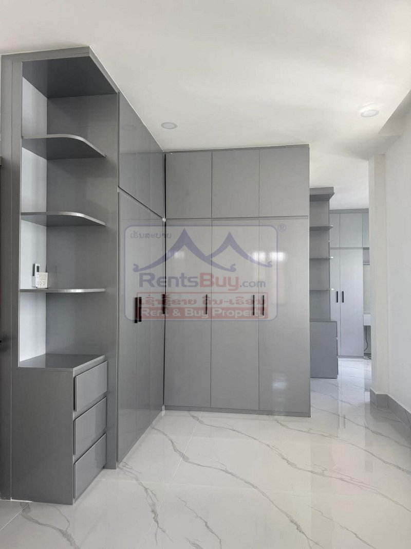 7091-Brand-New Modern Luxury 5-Bedroom Residence in Sisattanak, Vientiane Capital