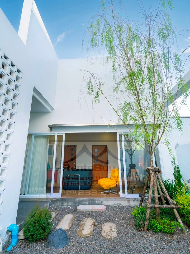 comproundhouse09 7164-Stylish Mid-Century Modern 2-Bedroom House for Rent Near ITECC Mall, Vientiane