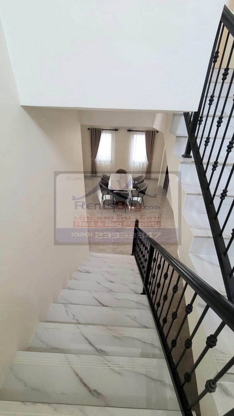 7143-Spacious Fully Furnished 4-Bedroom Compound House for Rent Near Patuxay Monument, Vientiane