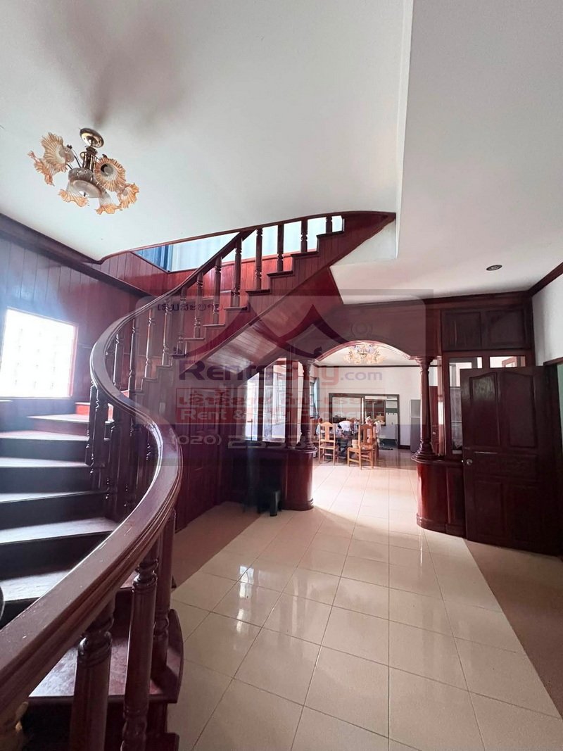 7139-6-Bedroom Fully Furnished House for Rent Near ITECC Mall, International Schools & Embassies in Vientiane