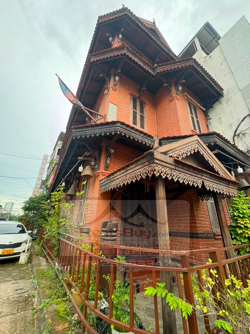 shophouseforrent07 7160-Commercial Shophouse for Rent in That Dam, Vientiane – Ideal for Restaurant, Café & Business