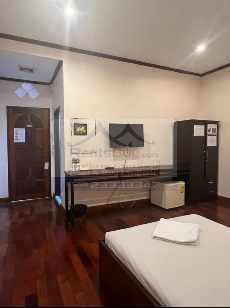 7186-29-Room Guesthouse for Sale Near Tourist Attractions, Wat Chan & Ong Teu Temple, Vientiane