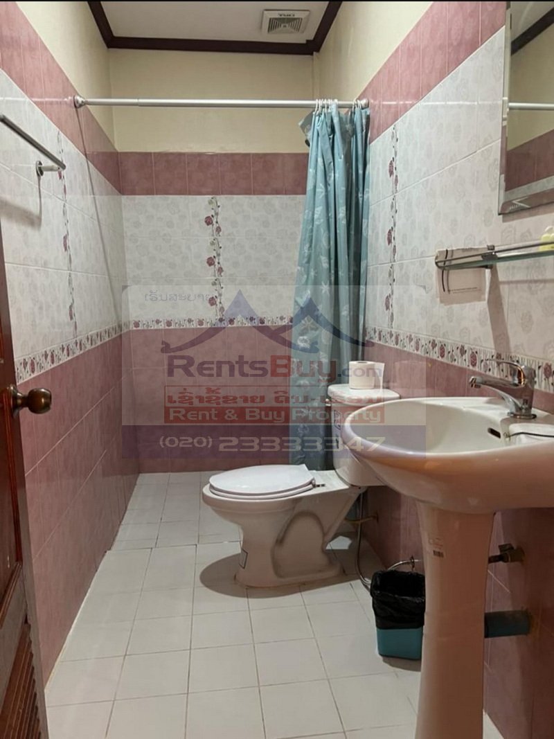 7186-29-Room Guesthouse for Sale Near Tourist Attractions, Wat Chan & Ong Teu Temple, Vientiane