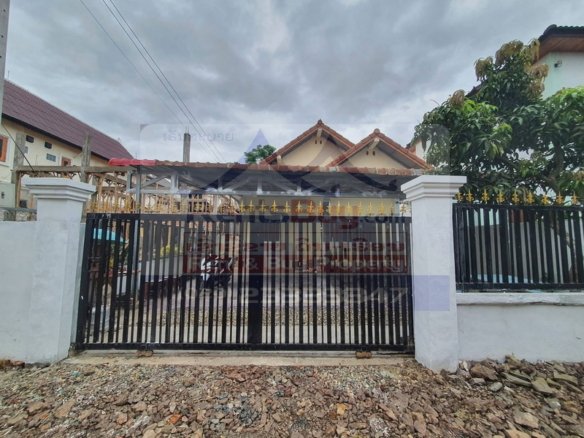 7216-Comfortable 3-Bedroom Villa for Rent in Luang Prabang Near Schools & Markets