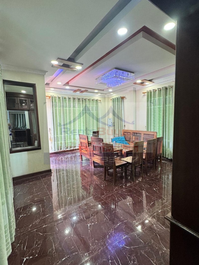 7228-Modern 4-Bedroom House for Rent Near U.S. Embassy and Lanexang Golf Driving Range, Vientiane
