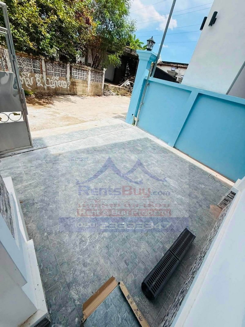 7218-Move-In Ready 4-Bedroom Fully Furnished House Near That Luang, Vientiane
