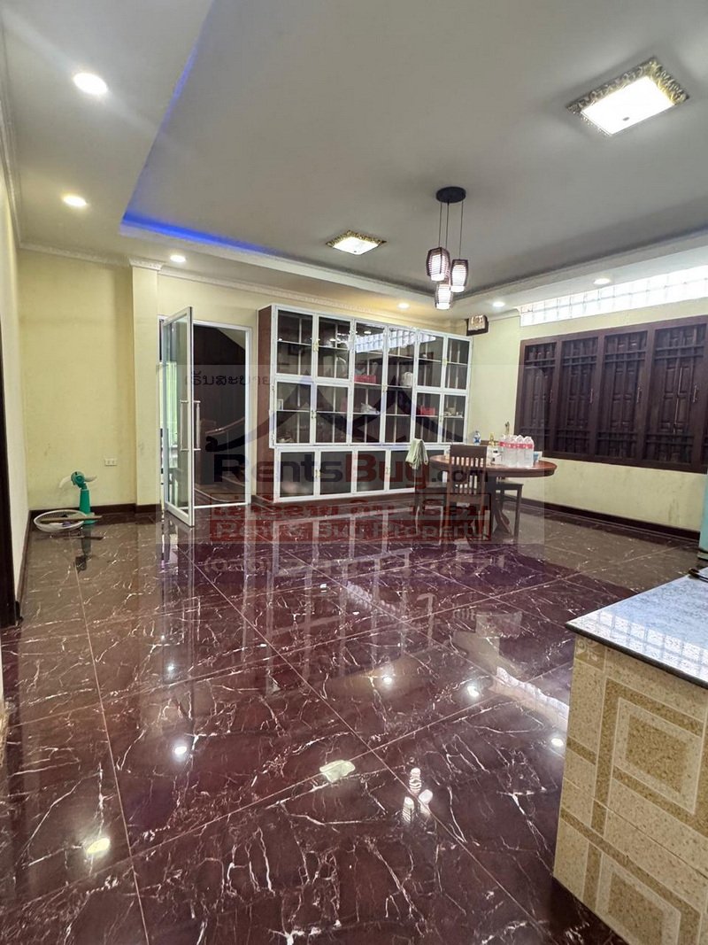 7228-Modern 4-Bedroom House for Rent Near U.S. Embassy and Lanexang Golf Driving Range, Vientiane