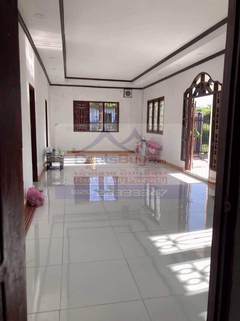 houseforsale03 7238-3-Bedroom House for Sale with 400 sqm Land in Viengkham Village, Vientiane