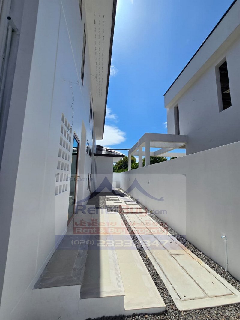 houseforsale10 7243-Newly Built 4-Bedroom Modern House for Sale Near U.S. Embassy and Lycée Français International in Vientiane