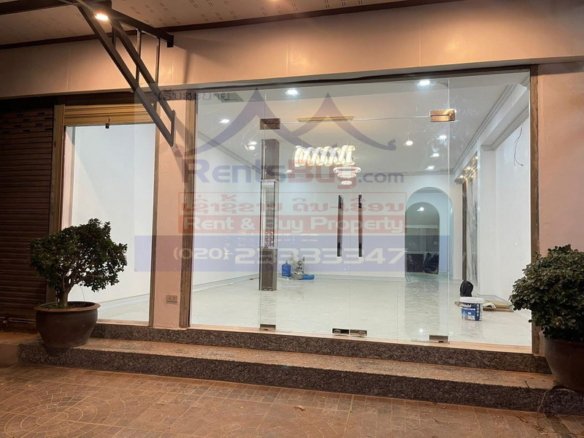 7224-Main Road Commercial Shophouse for Sale Near That Luang – Business & Residential Use