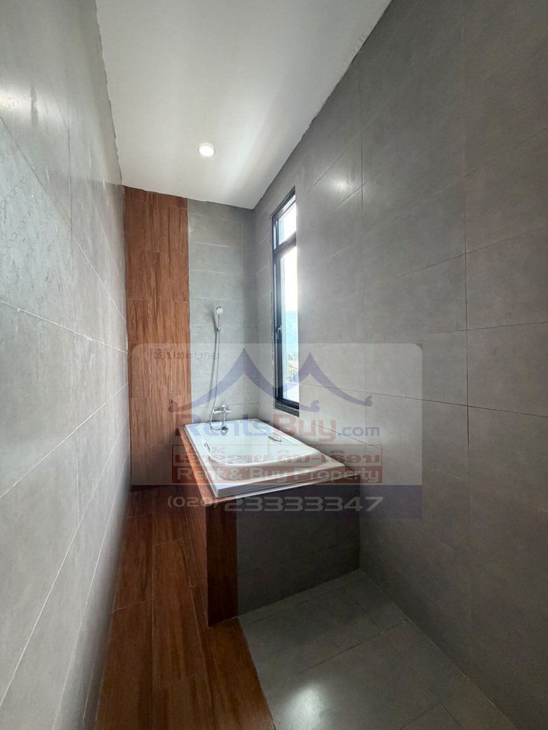 houseforrent05 6318-Modern 4-Bedroom House with Swimming Pool and Gym for Rent in Sikhottabong District, Vientiane Capital, Laos