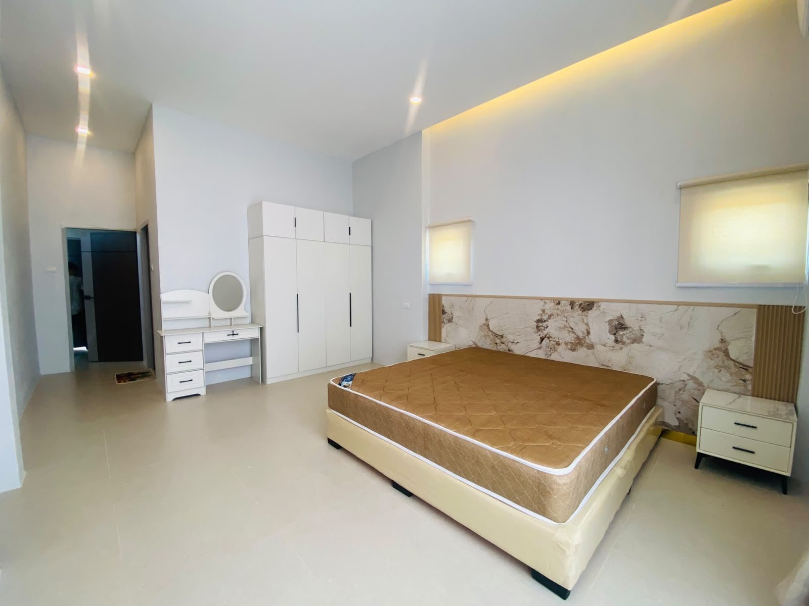 7289-Secure 2-Bedroom House for Rent Near the National University of Laos, Vientiane – 3 Bathrooms & 4-Car Parking